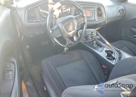 2016 Dodge Challenger Sxt z USA, uszkodzony, nr VIN 2C3CDZAG4GH240230